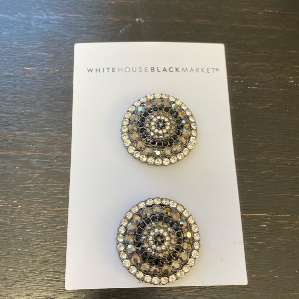 New shoe clips from White House black market